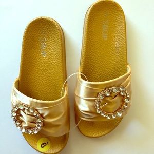 Gold Synthetic Silk Jewel Slides Sandals Size 8.5